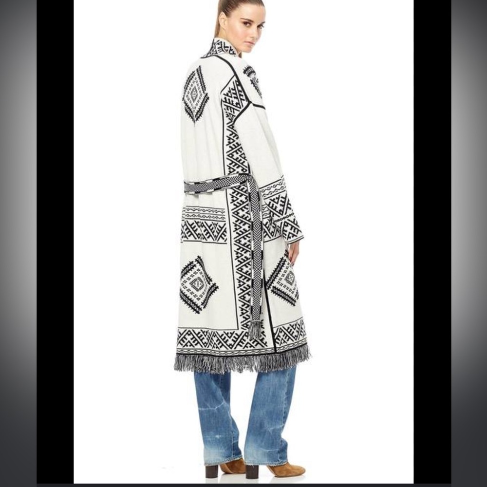 360 cashmere sweater size med reversible with pockets